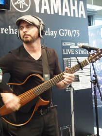 Yahama SLG-200 Dave Goodman Frankfurt Musikmesse 2015