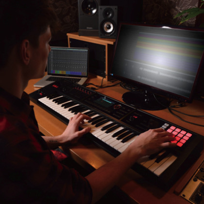 Roland FA-06-uutinen