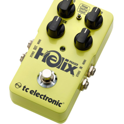 TC Electronic Helix Phaser NAMM 2015 Riffi