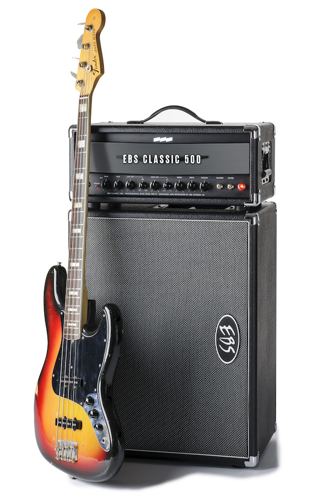 EBS Classic Line 500 vahvistin ja Classic Line 210 -kaappi