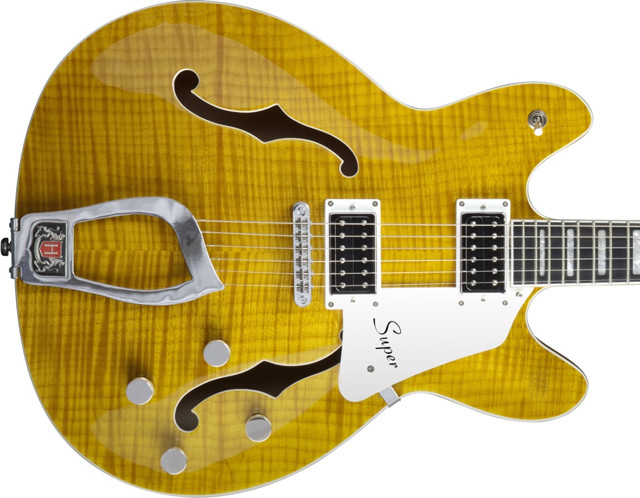 Puoliakustinen Hagström Super Viking